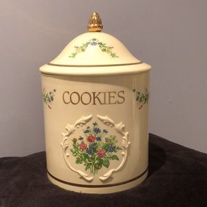 Lenox cookie jar. From the Lenox Spice Garden collection, 1994.